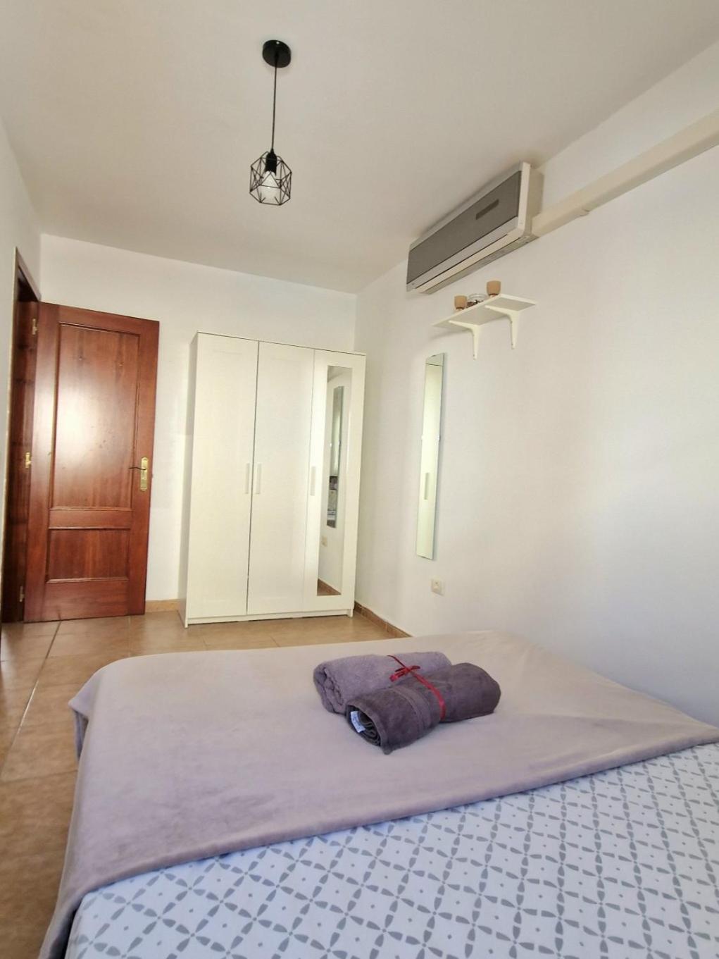 סן איסידרו Spacious Independent Chalet Next The Airport - Sea מראה חיצוני תמונה